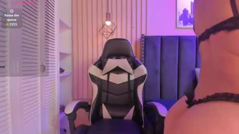 ashlye_miller_ online show from July 17, 2026, 7:52 pm