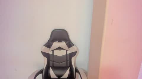 ashlye_miller_ online show from July 25, 2026, 7:33 pm