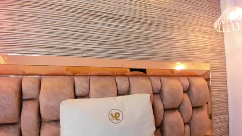 ashlyn online show from January 8, 2026, 8:44 pm