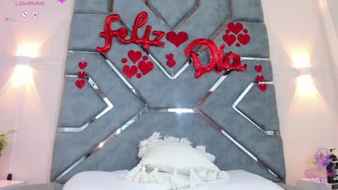 Snapshot of ashlyrey_1 chatting on February 27, 2025, 9:14 pm Ashly online show from February 27, 2025, 9:14 pm