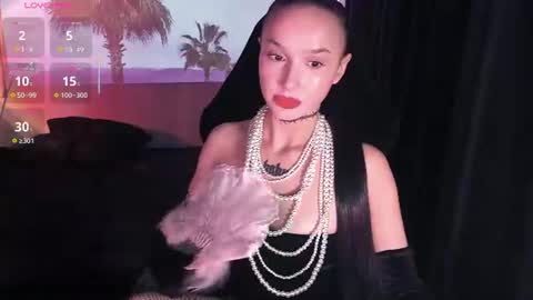 Snapshot of ashmila chatting on July 5, 2026, 3:30 pm Mila online show from July 5, 2026, 3:30 pm