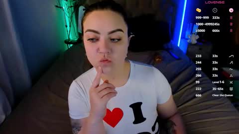 Snapshot of ashton_heidi chatting on October 18, 2025, 11:38 pm Your girlfriend online show from October 18, 2025, 11:38 pm