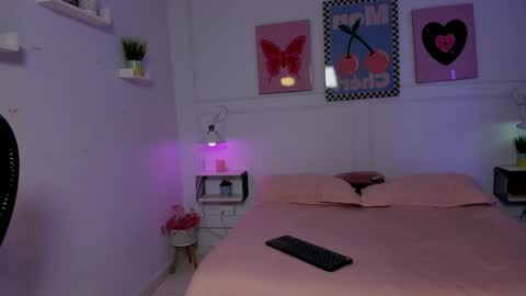 Snapshot of asia_lune chatting on June 2, 2026, 3:30 am MyaFontaine online show from June 2, 2026, 3:30 am