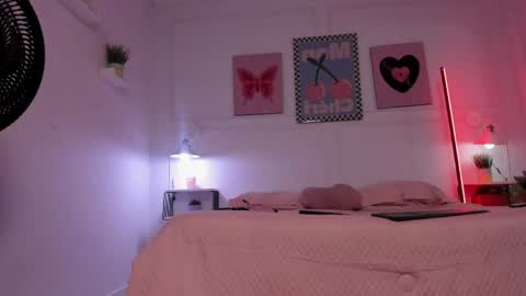Snapshot of asia_lune chatting on June 3, 2026, 3:31 am MyaFontaine online show from June 3, 2026, 3:31 am