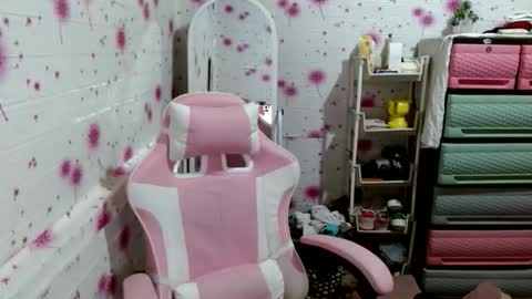 ashxxxxx online show from October 4, 2025, 12:36 pm