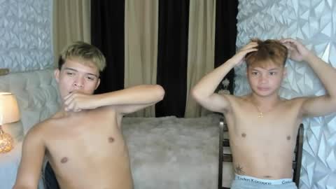 Snapshot of asian_blakefoster chatting on June 18, 2026, 1:17 am asian_blakefoster online show from June 18, 2026, 1:17 am