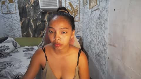 Snapshot of asian_janeth chatting on May 7, 2026, 12:27 am im janeth single mom online show from May 7, 2026, 12:27 am