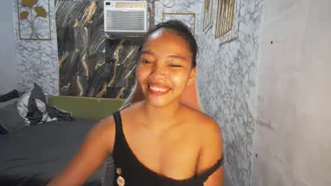 Snapshot of asian_janeth chatting on May 9, 2026, 10:37 pm im janeth single mom online show from May 9, 2026, 10:37 pm
