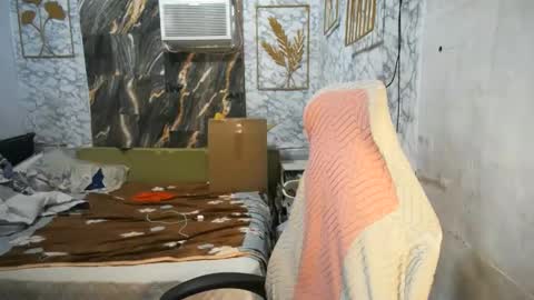 Snapshot of asian_janeth chatting on June 6, 2026, 2:49 am im janeth single mom online show from June 6, 2026, 2:49 am