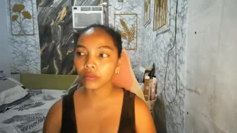 Snapshot of asian_janeth chatting on June 14, 2026, 2:35 am im janeth single mom online show from June 14, 2026, 2:35 am