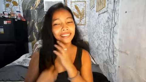 Snapshot of asian_janeth chatting on July 22, 2026, 10:34 pm im janeth single mom online show from July 22, 2026, 10:34 pm