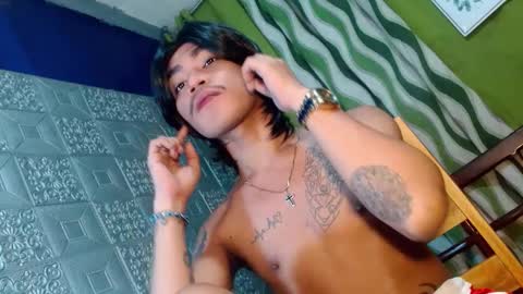 Snapshot of asian_kimxxx chatting on February 16, 2025, 9:59 pm don online show from February 16, 2025, 9:59 pm