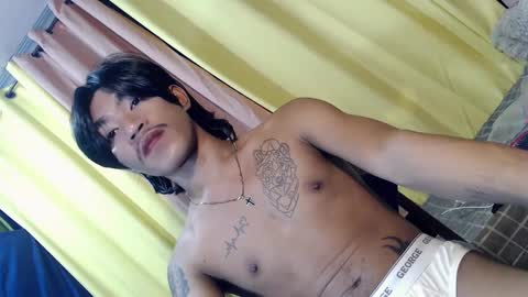 Snapshot of asian_kimxxx chatting on February 17, 2025, 9:19 pm don online show from February 17, 2025, 9:19 pm