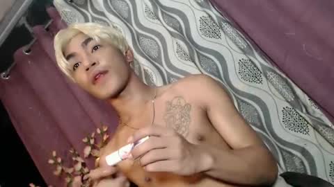 Snapshot of asian_kimxxx chatting on February 24, 2025, 6:58 pm don online show from February 24, 2025, 6:58 pm