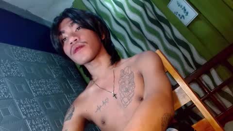 Snapshot of asian_kimxxx chatting on March 3, 2025, 11:24 pm don online show from March 3, 2025, 11:24 pm