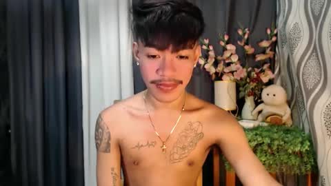 Snapshot of asian_kimxxx chatting on October 13, 2025, 10:15 am don online show from October 13, 2025, 10:15 am