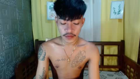 Snapshot of asian_kimxxx chatting on October 14, 2025, 2:01 am don online show from October 14, 2025, 2:01 am