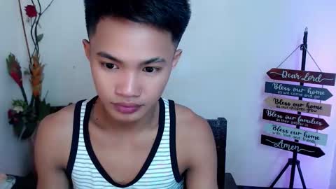 asian_lover05 online show from November 6, 2025, 4:19 pm