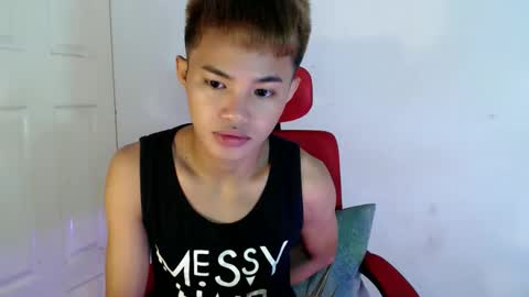 asian_lover05 online show from April 27, 2026, 5:00 pm