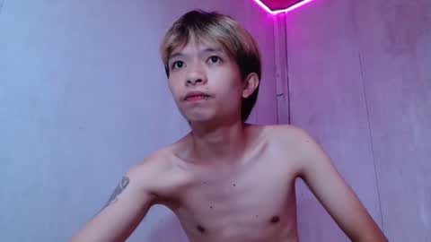 asian_macky online show from April 26, 2026, 1:09 pm