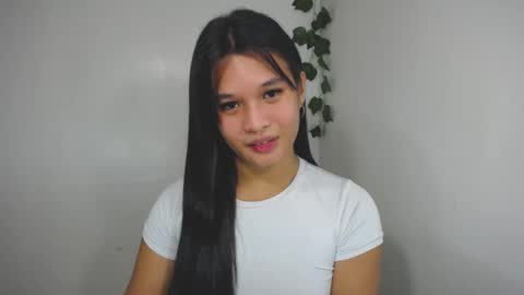 Snapshot of asian_yannie chatting on November 20, 2025, 7:24 pm Yan online show from November 20, 2025, 7:24 pm