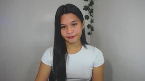 Snapshot of asian_yannie chatting on November 25, 2025, 12:21 am Yan online show from November 25, 2025, 12:21 am