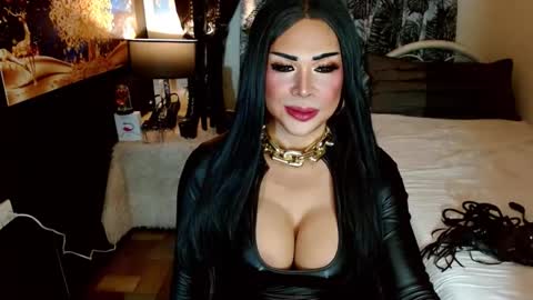 nicole online show from March 10, 2026, 6:57 pm