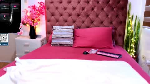 Dhimple online show from March 12, 2026, 2:50 am