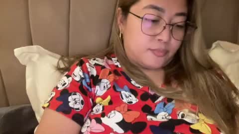 Curvy online show from July 27, 2026, 1:40 pm