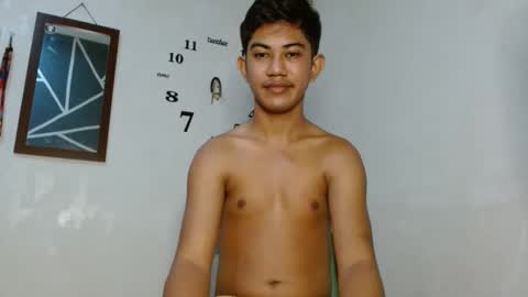 Snapshot of asiancockhero22 chatting on September 16, 2025, 2:23 am HERO online show from September 16, 2025, 2:23 am