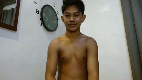 Snapshot of asiancockhero22 chatting on January 15, 2026, 12:37 am HERO online show from January 15, 2026, 12:37 am