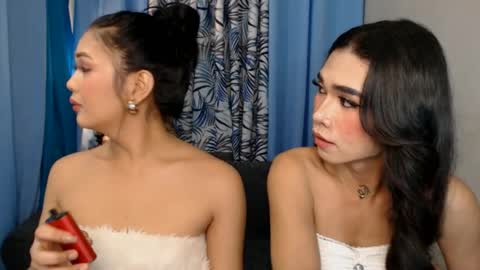 Snapshot of asiancumlove4uxxx chatting on July 11, 2026, 5:37 pm asiancumlove4uxxx online show from July 11, 2026, 5:37 pm