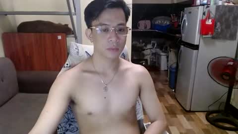 asiandreamboyx online show from February 10, 2025, 11:57 am