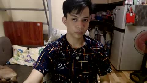 asiandreamboyx online show from February 14, 2025, 2:33 pm