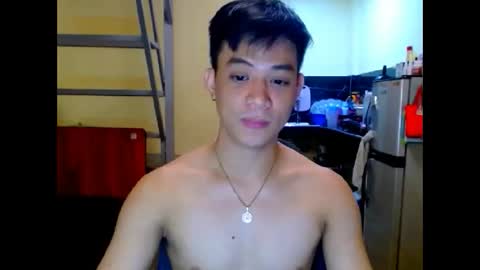 asiandreamboyx online show from April 7, 2026, 2:12 am