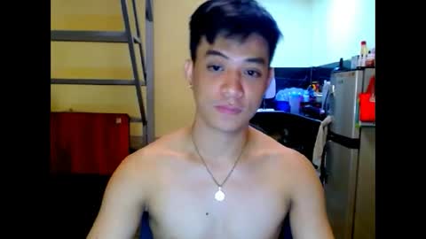 asiandreamboyx online show from May 3, 2026, 1:11 am