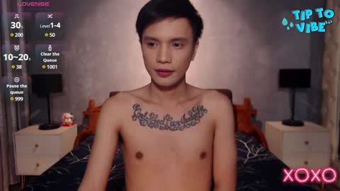 Snapshot of asianguy_nextdoor chatting on February 14, 2025, 7:17 am AsherMiller online show from February 14, 2025, 7:17 am