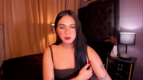 JULIA online show from March 4, 2026, 6:03 pm