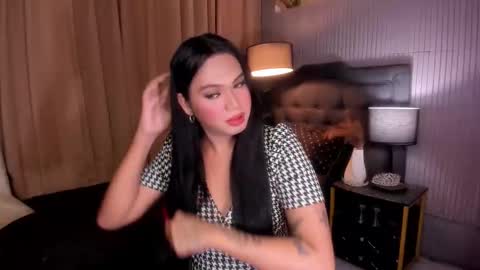 JULIA online show from March 10, 2026, 5:29 pm