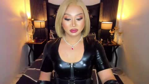 asianhugecockzabrina online show from June 15, 2026, 8:05 am