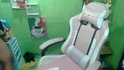 asiankitty23xx online show from February 28, 2025, 12:10 am