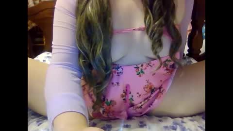 Snapshot of asianlovedoll chatting on January 8, 2025, 9:44 pm Sara Chanel Asian Love Doll online show from January 8, 2025, 9:44 pm