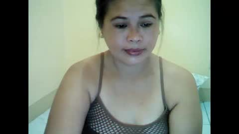 asianmom22 online show from April 9, 2026, 11:32 pm