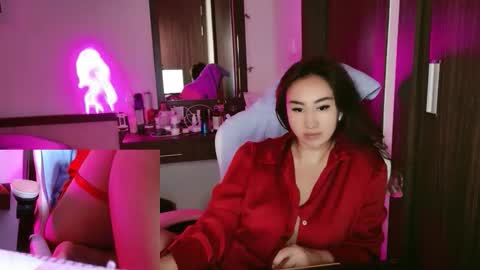 Snapshot of asianqueen777ohmi chatting on January 6, 2026, 5:33 am Rose Mingna online show from January 6, 2026, 5:33 am