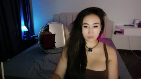 Snapshot of asianqueen777ohmi chatting on May 30, 2026, 4:42 am Rose Mingna online show from May 30, 2026, 4:42 am