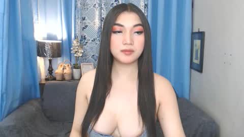 Nina online show from April 15, 2026, 2:51 am