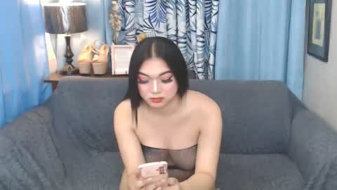 Snapshot of asiansexxy_wildtrans chatting on June 14, 2026, 2:24 am Nina online show from June 14, 2026, 2:24 am