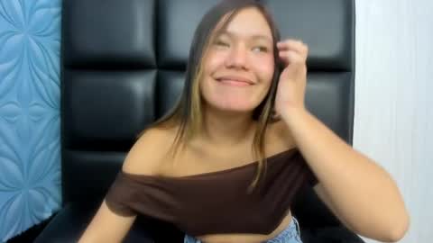 AsianSlut  online show from April 28, 2026, 5:01 am