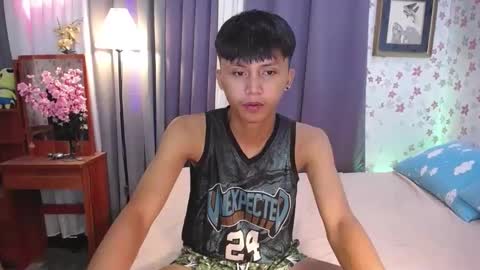 Snapshot of asiansmokeyxx chatting on January 10, 2025, 8:29 am prince online show from January 10, 2025, 8:29 am