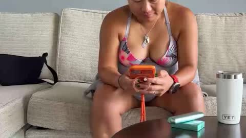 asiansquirtgirl online show from May 11, 2026, 1:11 am